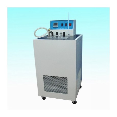 Circulating low temperature constant temperature bath